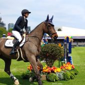 Rhomberg reitet stark