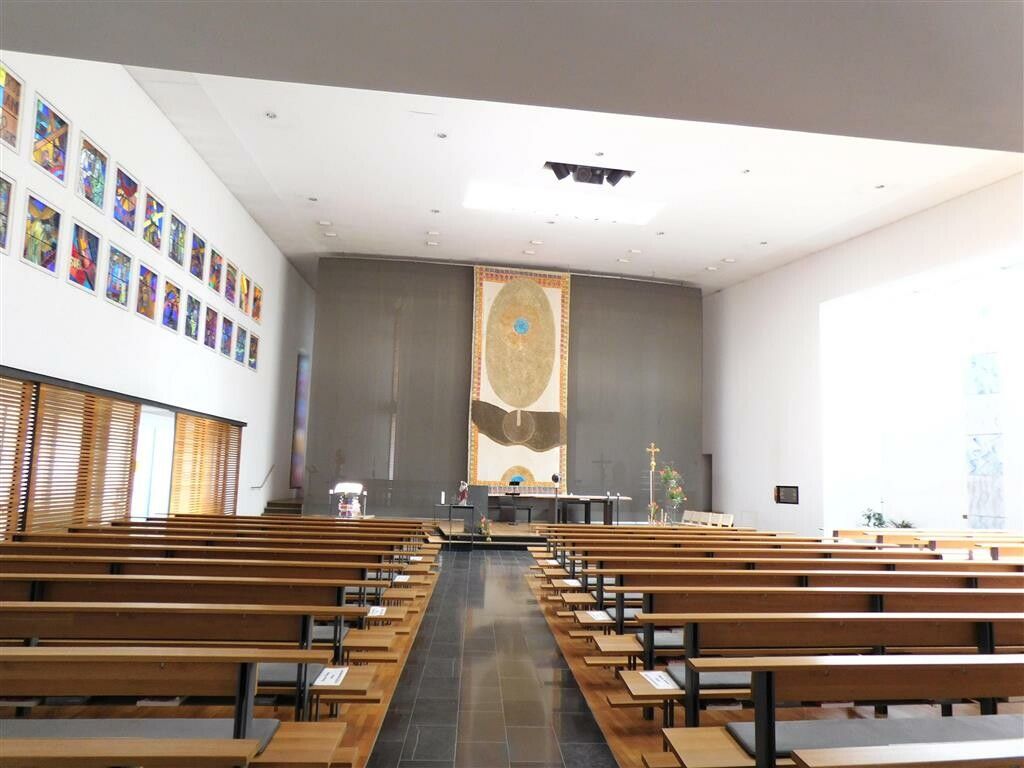 In der Halle der Pfarrkiche Tisis trieb sich offensichtlich ein Eindringling mit wenig frommen Absichten herum. ⇒vn