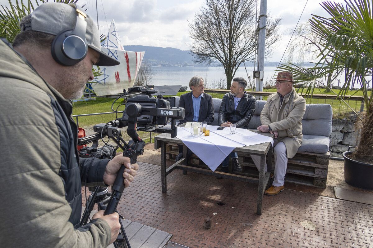 In Lochau stellen sich Frank Matt und Stephan Schnetzer den Wählerinnen und Wählern. Zuvor diskutierten sie noch einmal. ⇒VN/Paulitsch