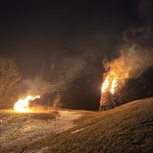 Winteraustreiben mit Funkenfeuern
