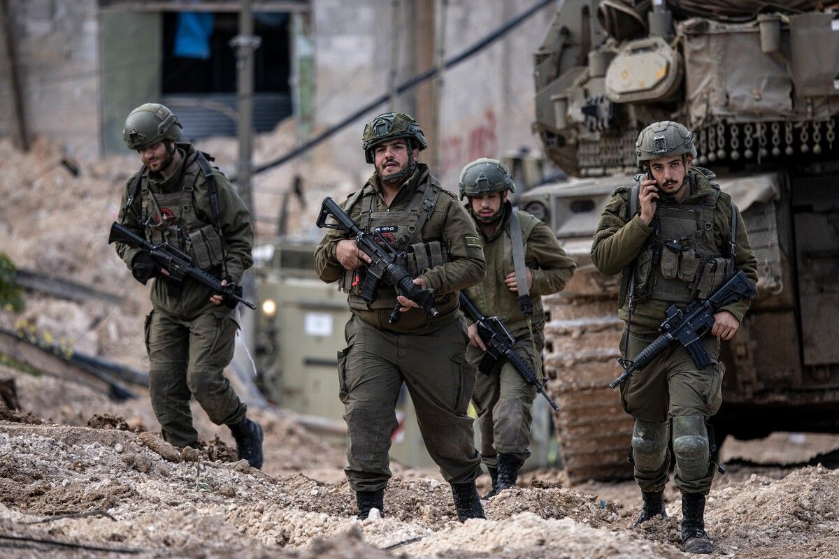 Israel macht Druck auf die Hamas: Auch Kriegsfortführung ist eine Option.⇒afp
