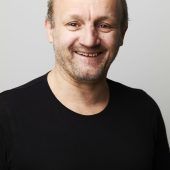 Benefizlesung mit Jürgen-Thomas Ernst