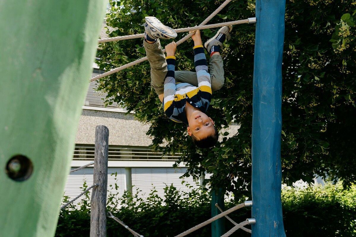 Schon das Pilotprojekt „Kindergarten-Sozialarbeit“, das im Betreuungsjahr 2023/24 startete, verdeutlichte den hohen Bedarf an einfacher und rascher Hilfe.⇒stadt dornbirn