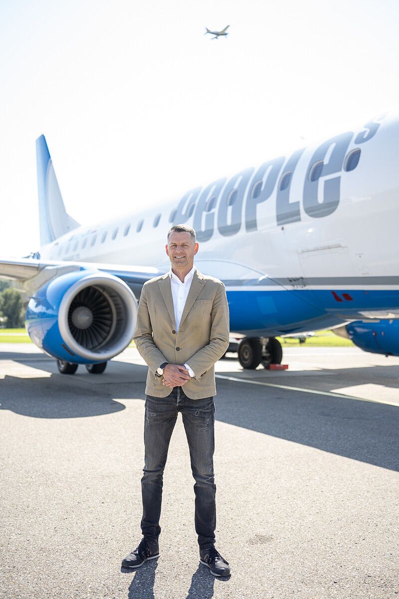 Statt am Flughafen war der Chef des Aviation-Unternehmens, Thomas Krutzler, die letzten Tage im Bundeshaus in Bern in Gesprächen mit Volksvertretern. ⇒FA
