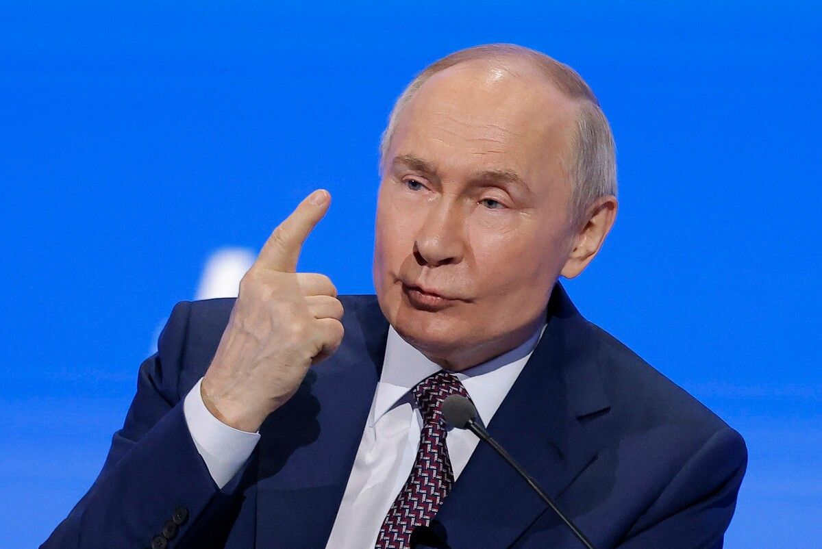 Wladimir Putin droht der Ukraine mit weiteren Gebietsforderungen.⇒AFP