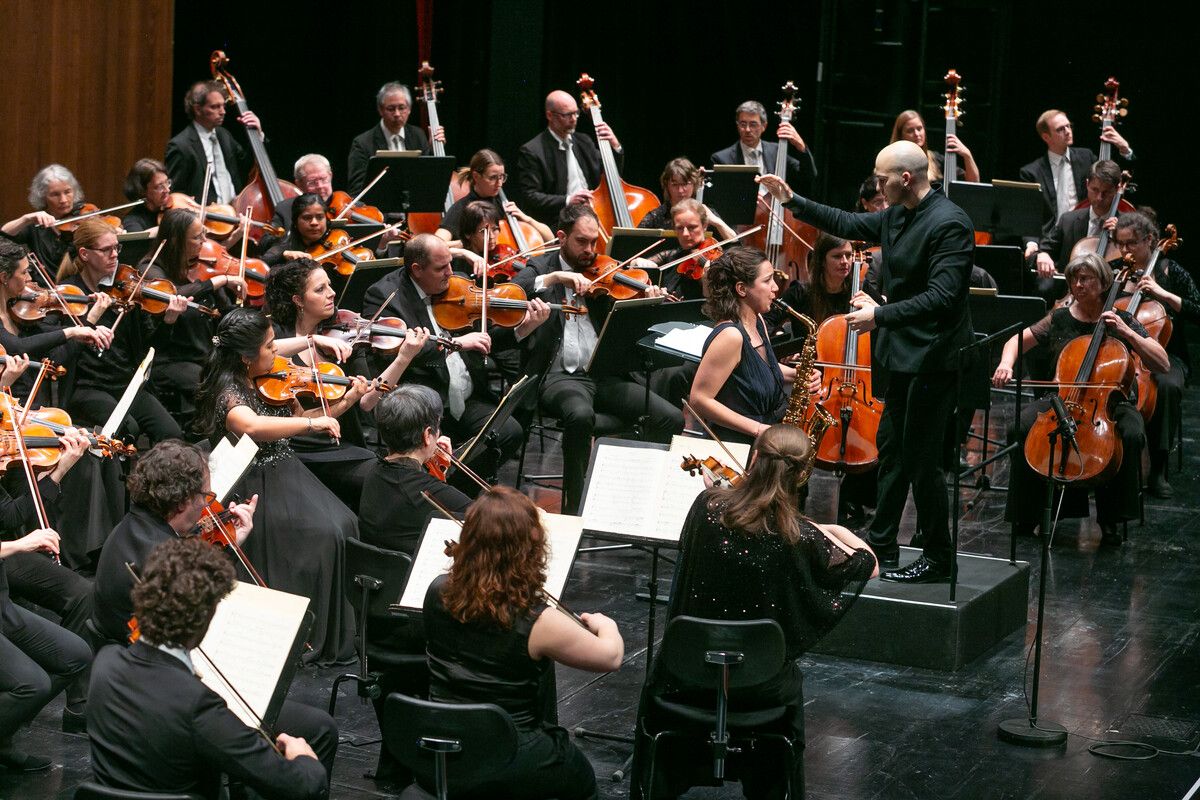 Das Symphonieorchester Vorarlberg beeindruckte durch klangliche Disziplin und formale Klarheit. ⇒dietmar mathis