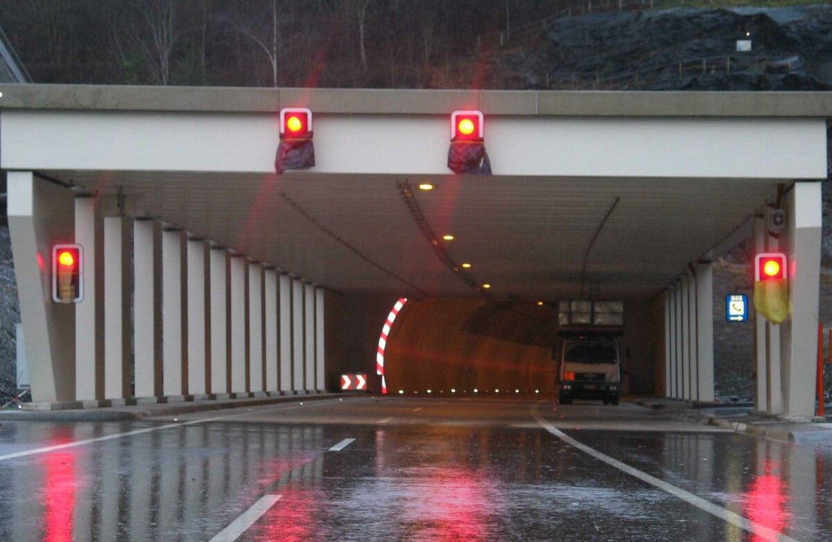 Der Ambergtunnel wird wegen Wartungsarbeiten ab kommender Woche zeitweise nächtens gesperrt.⇒MEZ