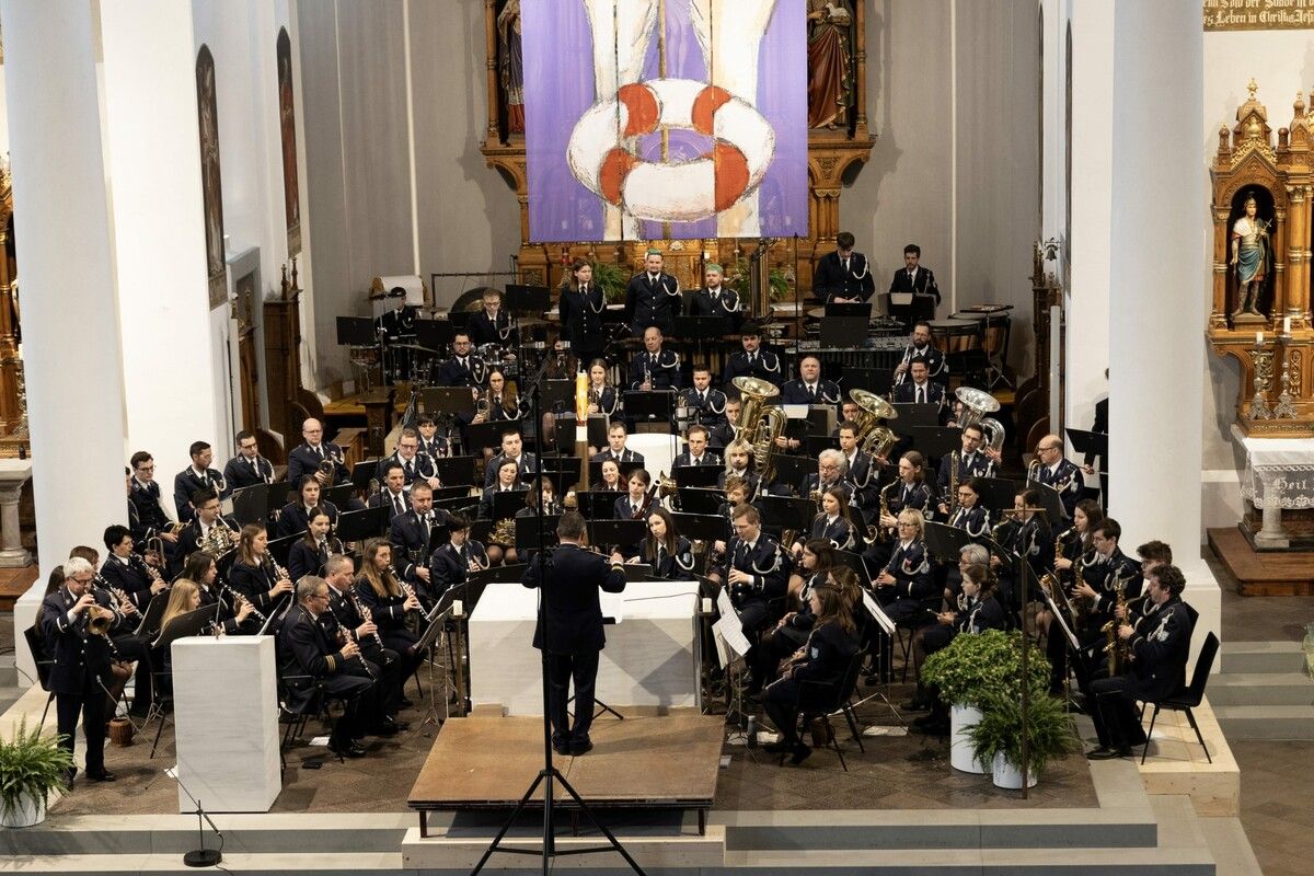 Die Bürgermusik Lauterach lädt am 13. April zu einer klangvollen Reise durch Kontinente ein. ⇒verein