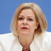 Aufnahme von Flüchtlingen ausgesetzt