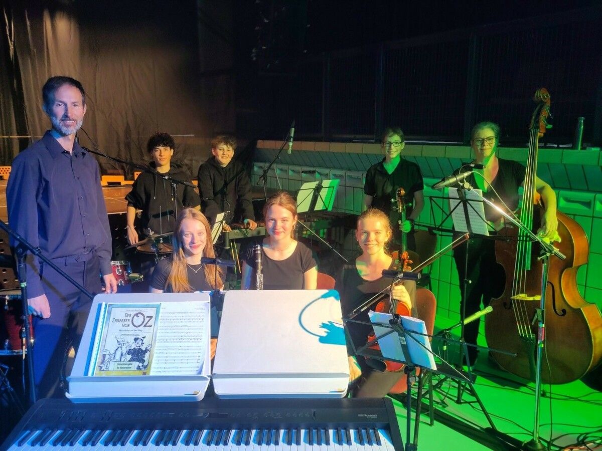 Die Live-Band begeisterte beim „Zauberer von Oz“.⇒privat