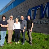 Kalb und Wolf vertiefen ihre Zusammenarbeit