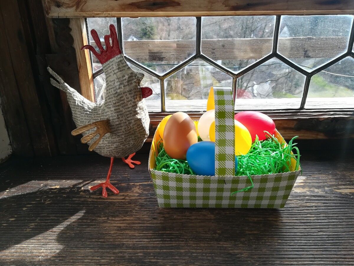 In der Schattenburg findet am Osterwochenende die beliebte Eiersuchaktion statt. Veranstalter