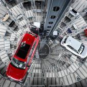 VW fährt in Wolfsburg Sonderschichten
