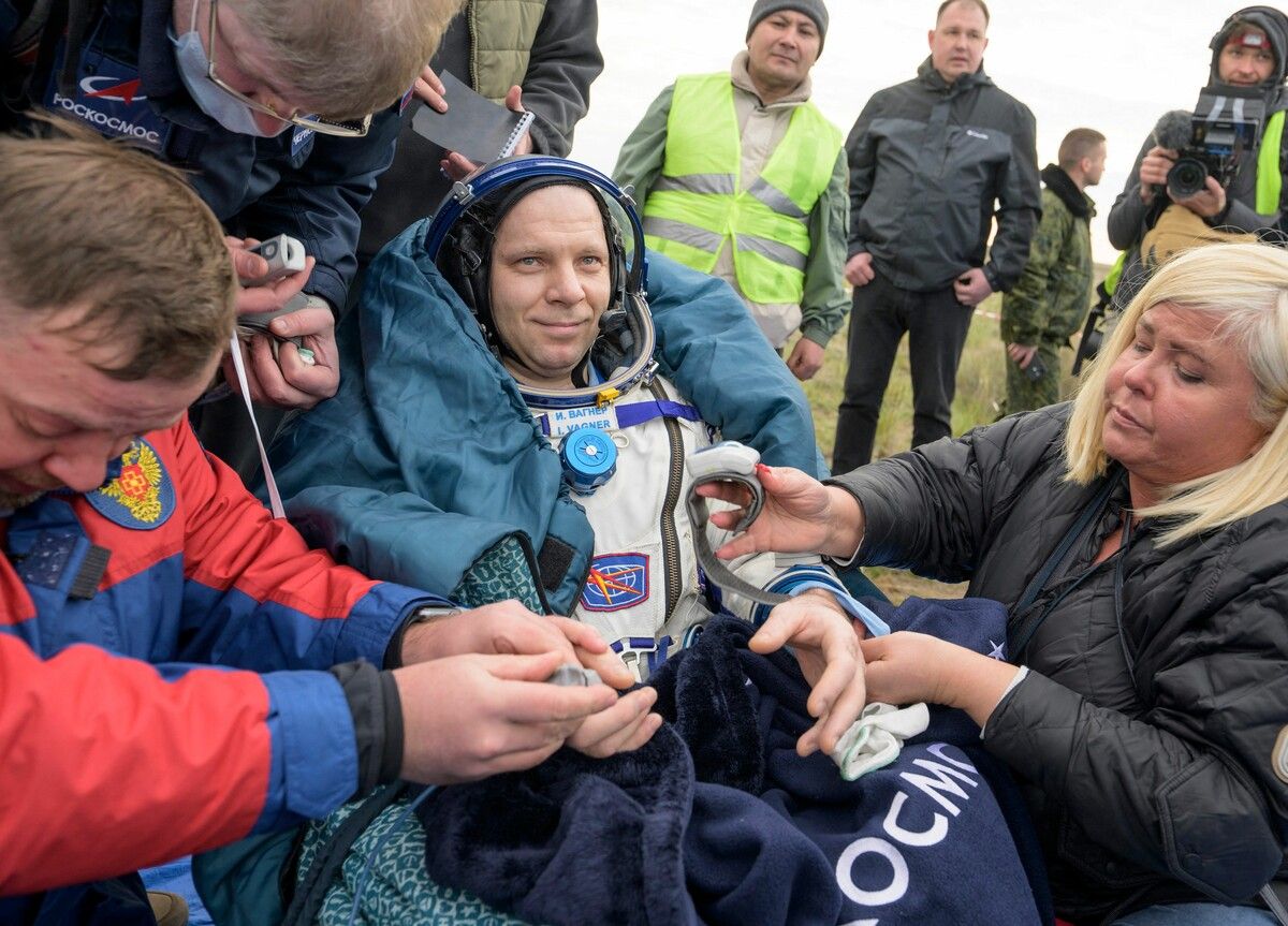 Iwan Wagner und seine Kollegen sind sicher in Kasachstan gelandet.⇒AFP/NASA