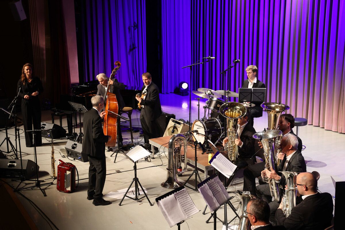 Jack Ströher und seine ganz spezielle Ensemblekombination. ⇒AME