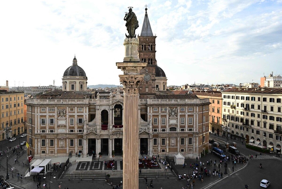 Papst Franziskus wählte seine letzte Ruhestätte in der Basilika Santa Maria Maggiore in Rom.⇒AFP