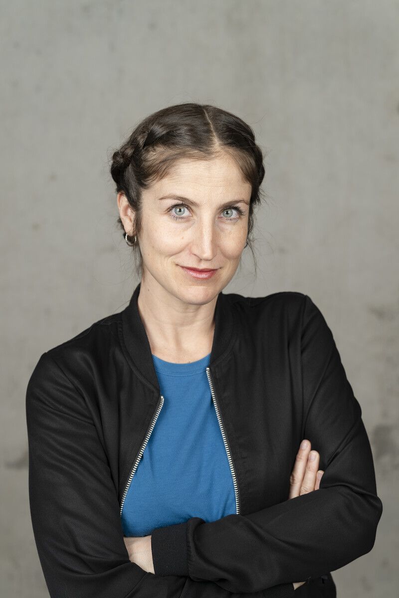 Silvia Salzmann aus Fußach arbeitet als zeitgenössische Choreografin und Tänzerin. ⇒sarah mistura