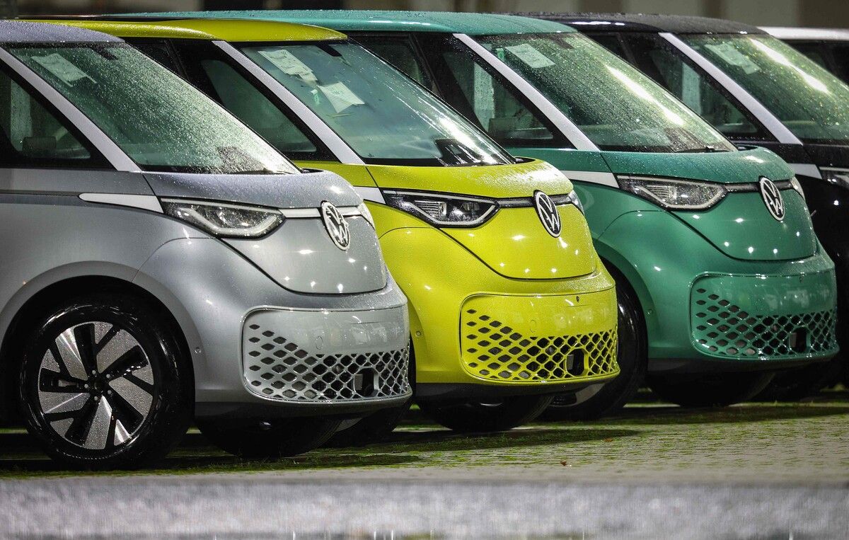 Volkswagen, im Bild der ID Buzz, konnte im ersten Quartal wieder zulegen.⇒AFP