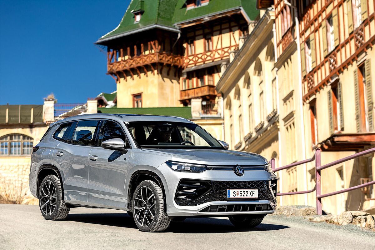 VW Tayron mit üppigen Abmessungen.⇒Houdek