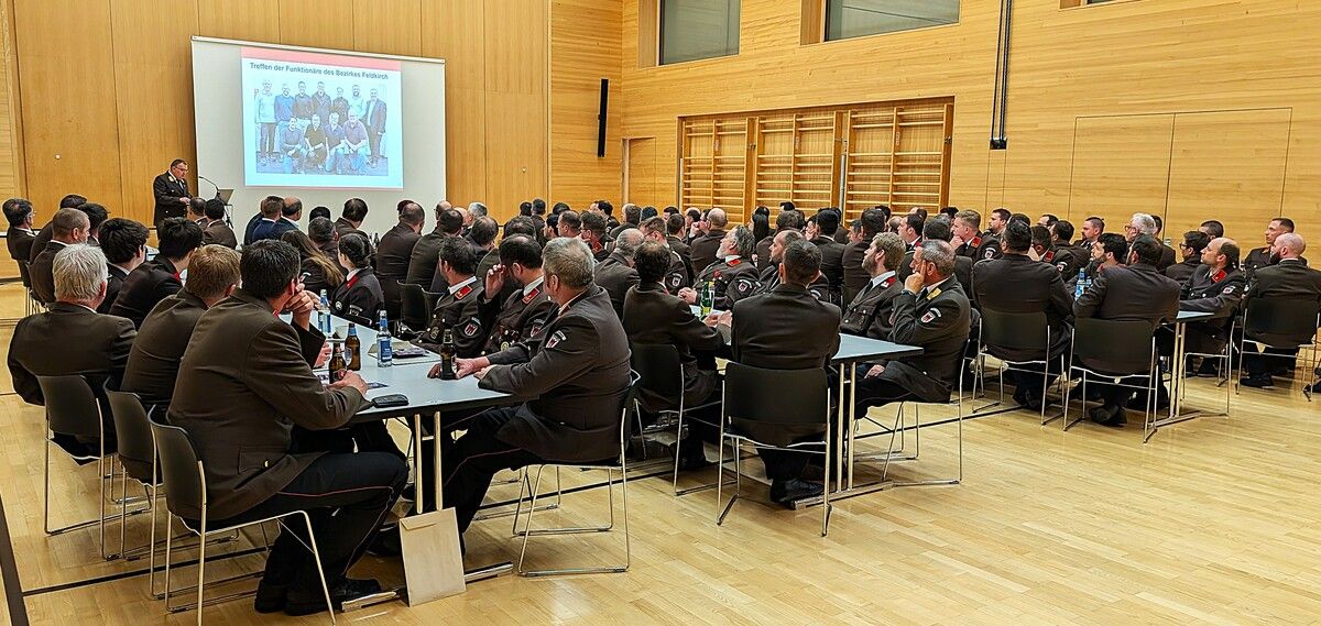 Zu insgesamt 1453 Einsätzen wurden die Feuerwehren aus dem Bezirk Feldkirch im vergangenen Jahr gerufen. ⇒Feuerwehr