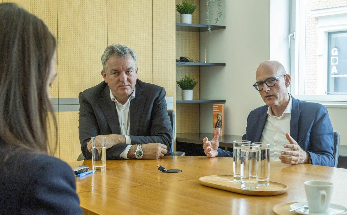 Andreas Kaim, Vorstandsvorsitzender der s Bausparkasse, und sein Vorstandskollege Karl Krizsanits. ⇒vn/Paulitsch