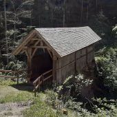 Die letzte Holzbrücke im Walsertal