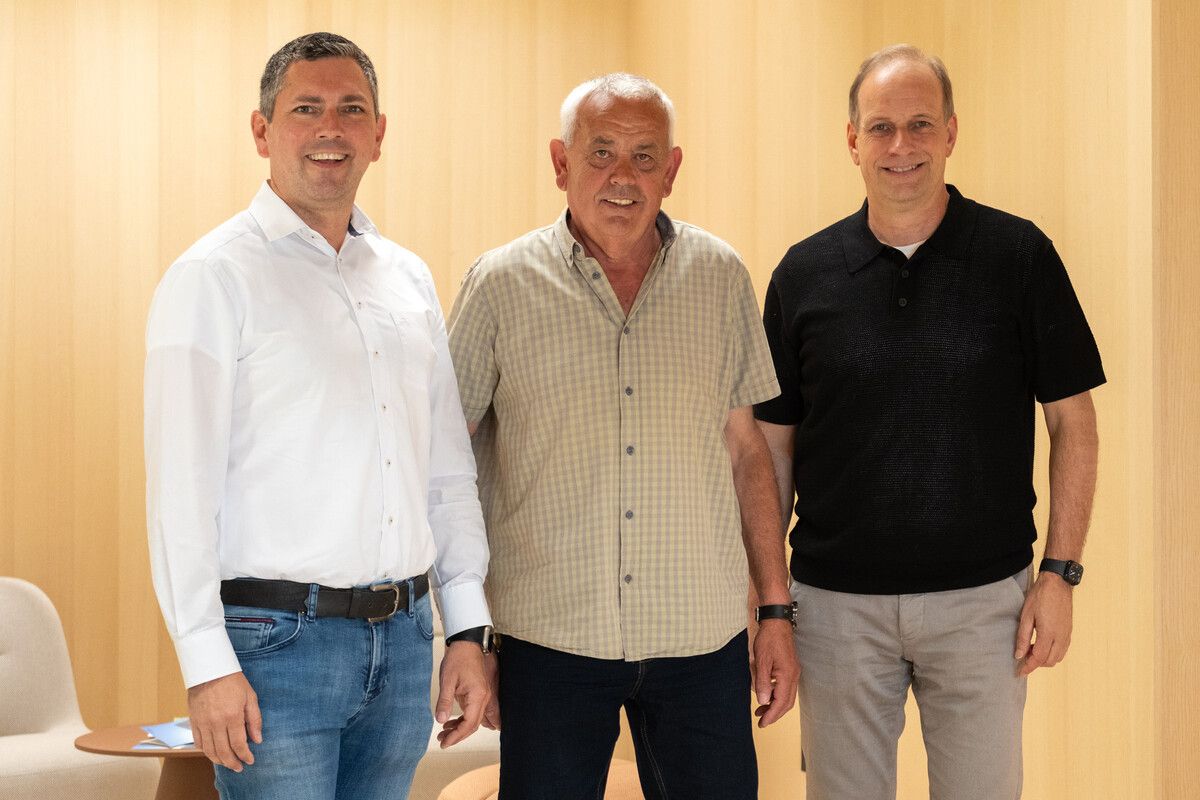 Bürgermeister und Vizebürgermeister dankten Boccia-Urgestein Kurt Luif (Mitte).