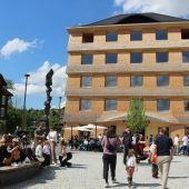 Posthus und Dorfplatz sind angekommen