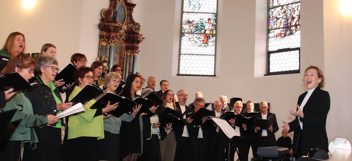 Der Bildsteiner Chor begeisterte beim Jubiläumskonzert. ⇒nam(2)