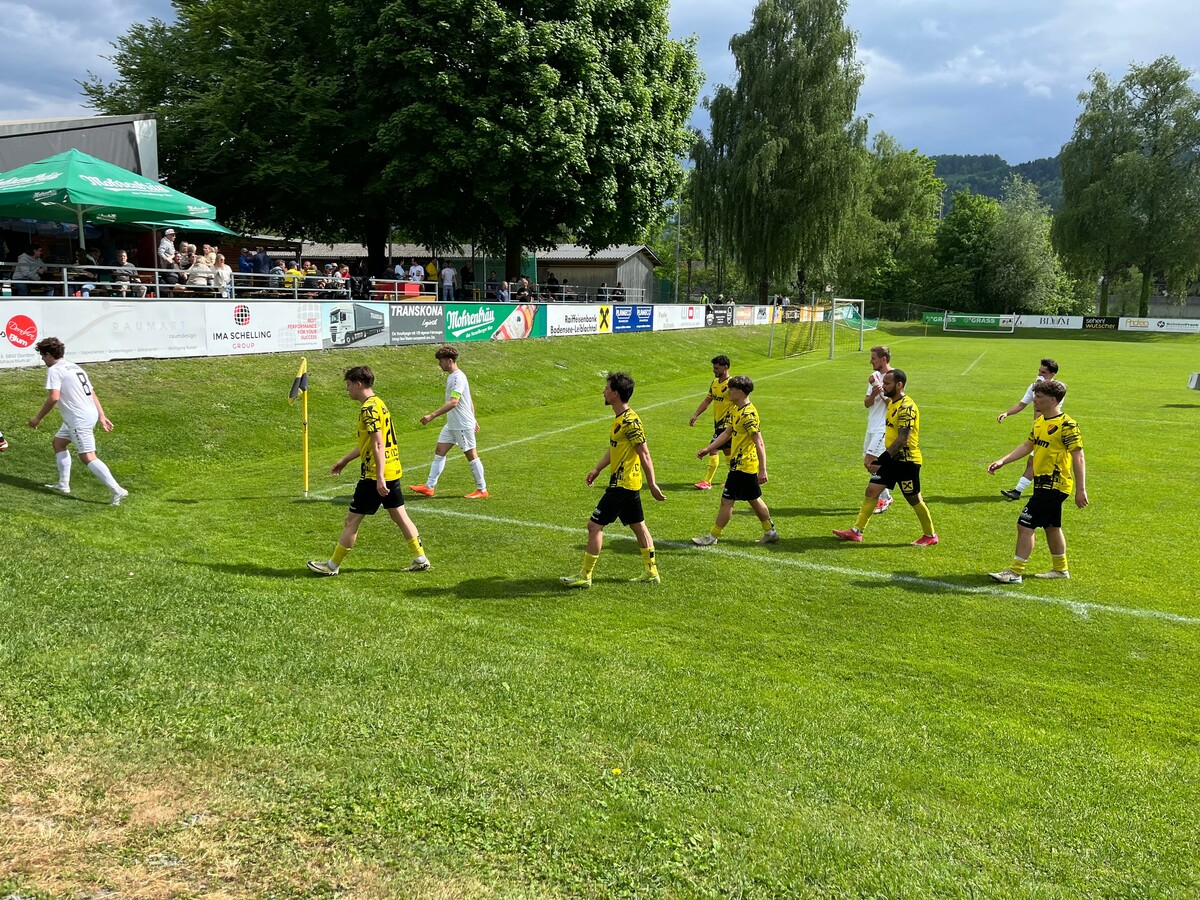 Der FC Höchst unterlag dem SV Frastanz daheim mit 0:4.