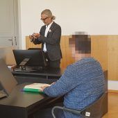 Wehrlosen Bursch missbraucht und gefilmt