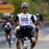 Roglic im Rosa Trikot