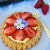 Feine Erdbeertörtchen zum Muttertag
