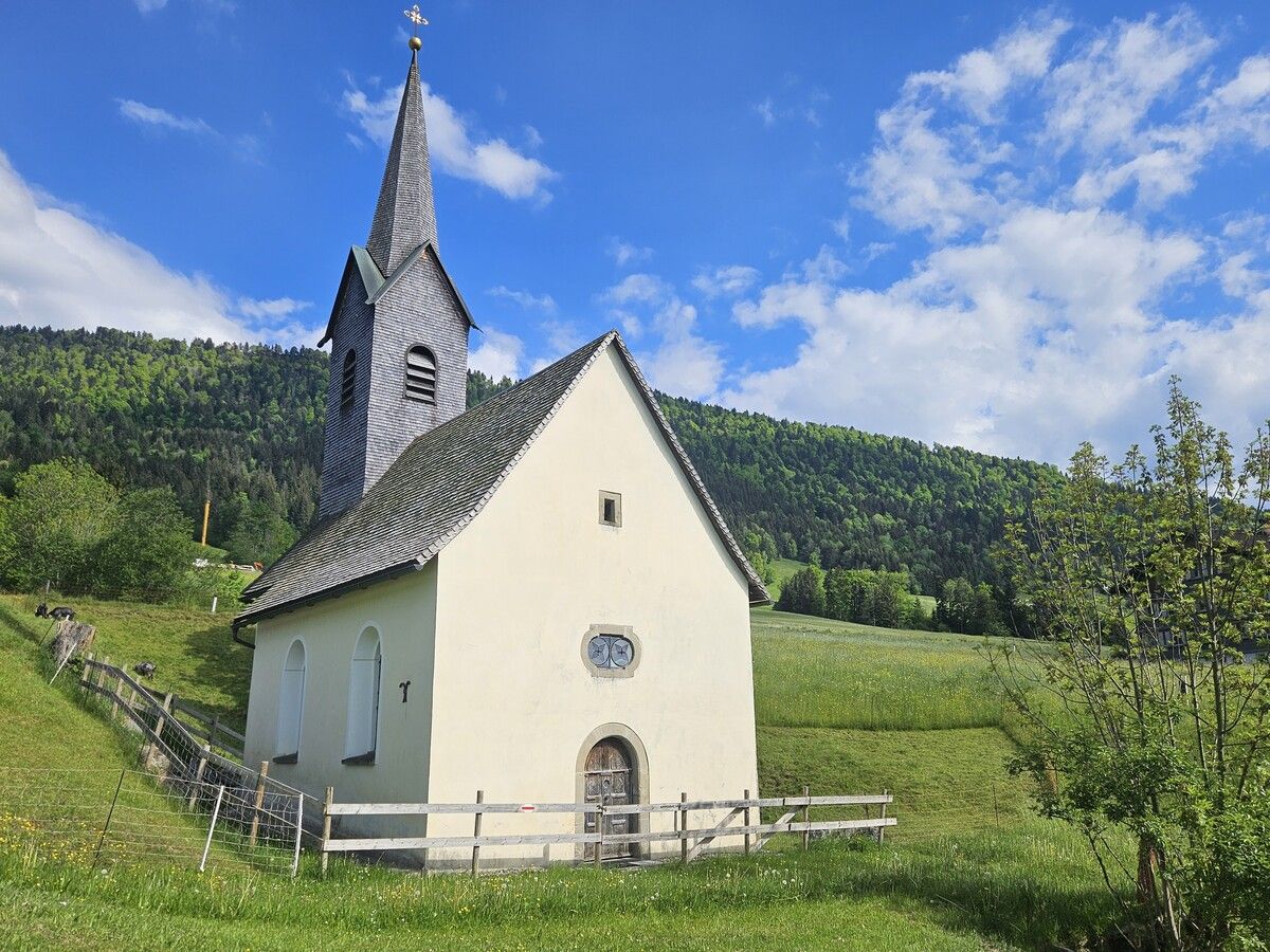 Die restaurierte Glocke der Riefensberger St.-Anna-Kapelle kann wieder geläutet werden.⇒ME
