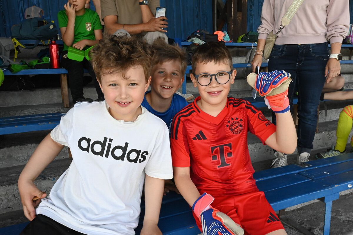 Felix, Liam und Paul von der 2p-Klasse der Volksschule Kirchdorf hatten großen Spaß beim Fußballcup.