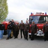 Nostalgische Rundfahrt im Dorf