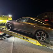 Zwei Hobby-Rennfahrer nun durch Beschlagnahmung zu Fußgängern degradiert. »A8