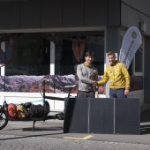 Fridolin Schuster startet Klimadokumentation mit dem Lastenrad