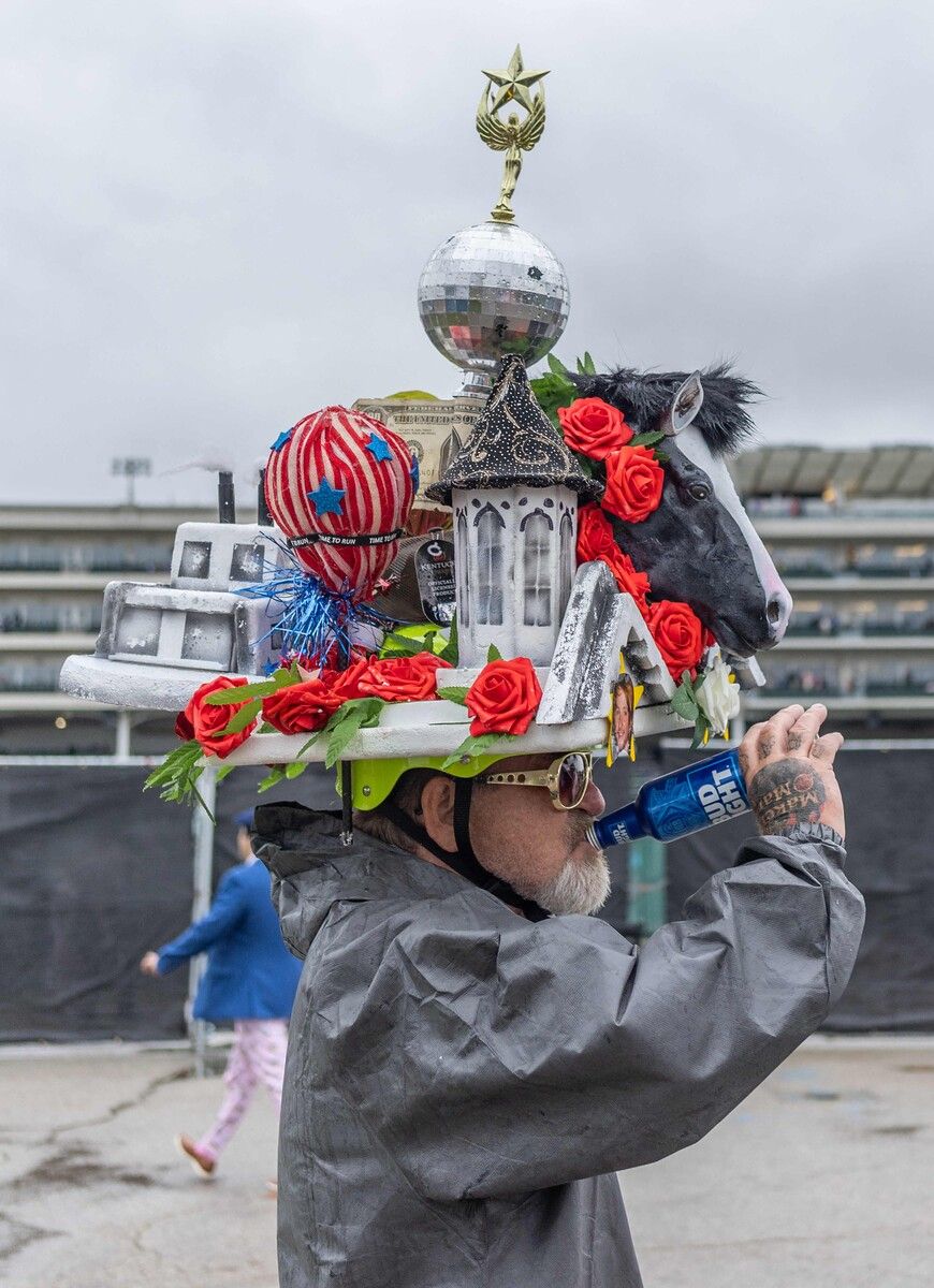 Galopprenn-Fans trafen sich zum 151. Kentucky Derby in Churchill Downs in Louisville. AFP (5)