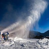 „Schneekanonen gegen das Bürokratiemonster“