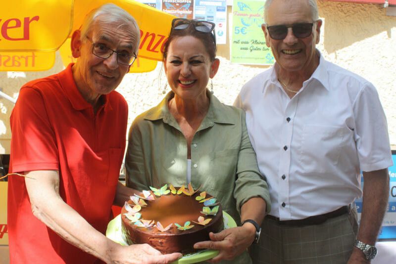 Irmgard Ender mit Quadro Ernst und Edgar Mayer.