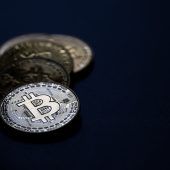 Polizei schaltet Kryptoportal ab und stellt Millionenwerte sicher