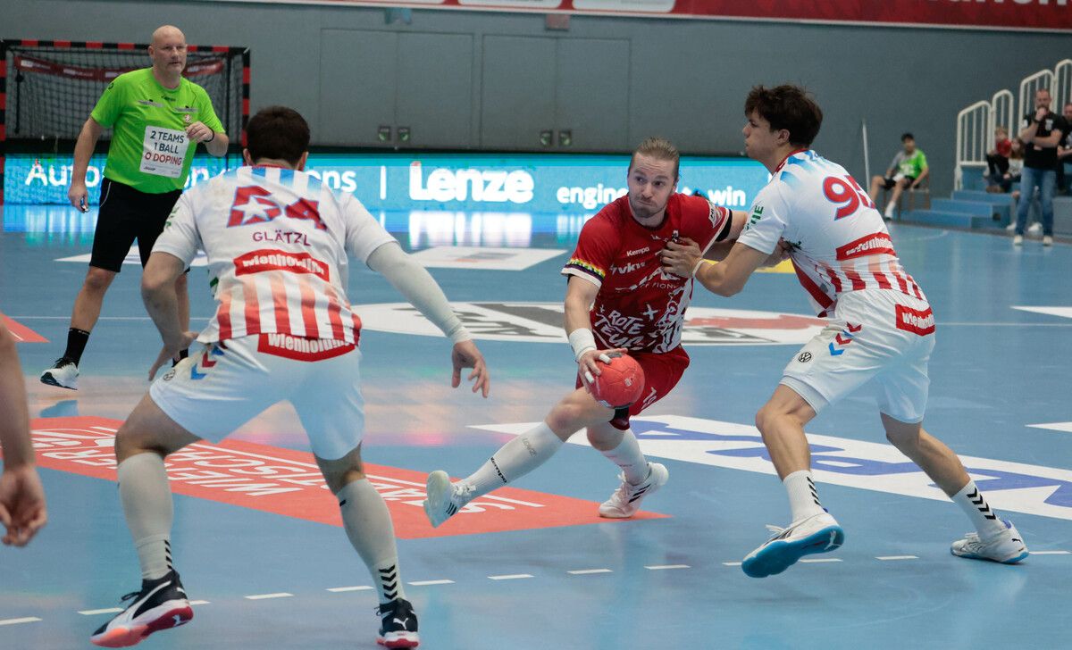 Spielmacher Nico Schnabl wird nach seiner Verletzungspause sein Comeback geben. Fix nicht dabei aufseiten der Gastgeber wird der gesperrte Ivan Horvat sein. ⇒GEPA