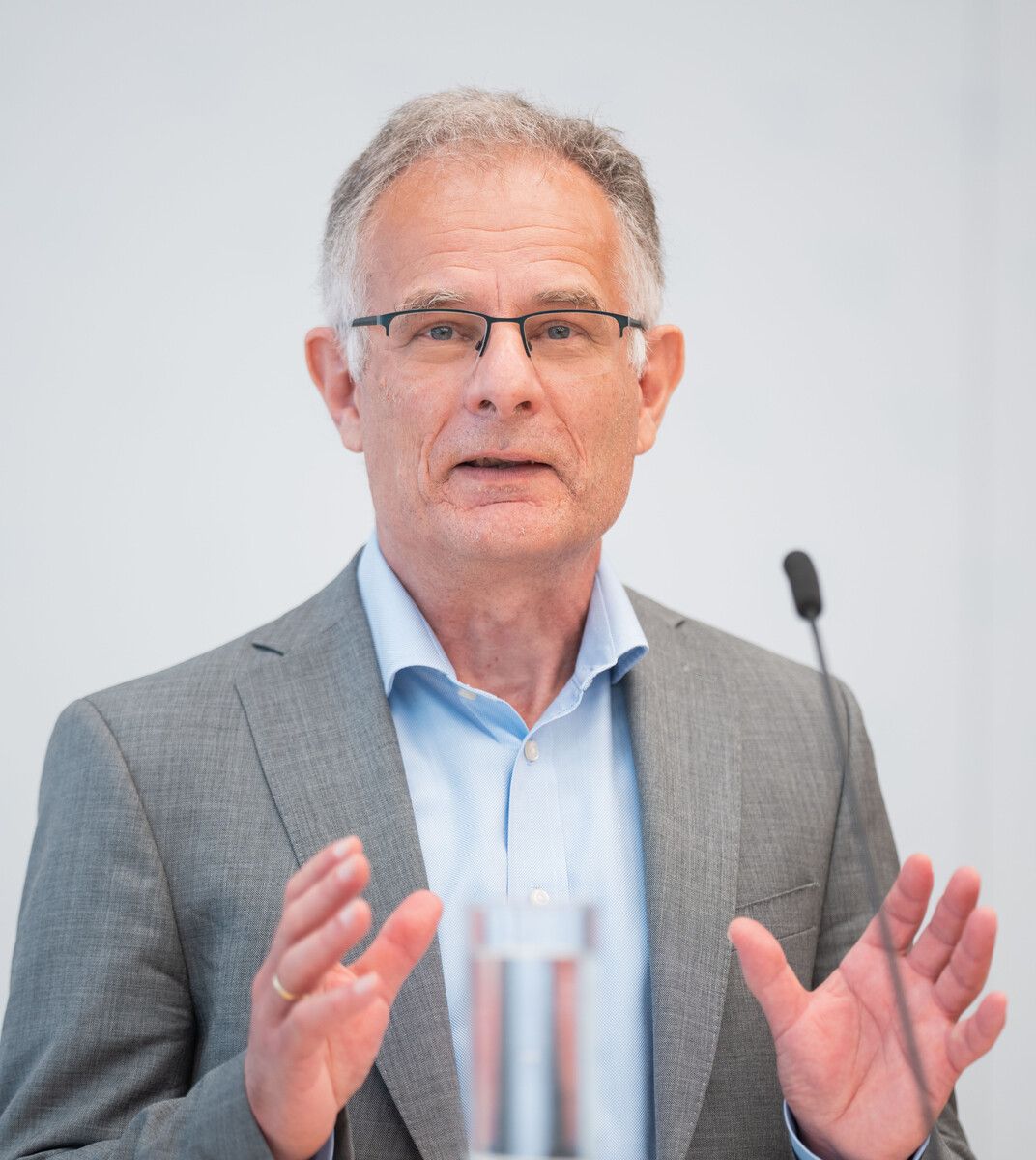 Steuerbetrug gefährdet die Finanzierbarkeit öffentlicher Leistungen, warnte Marterbauer.⇒APA