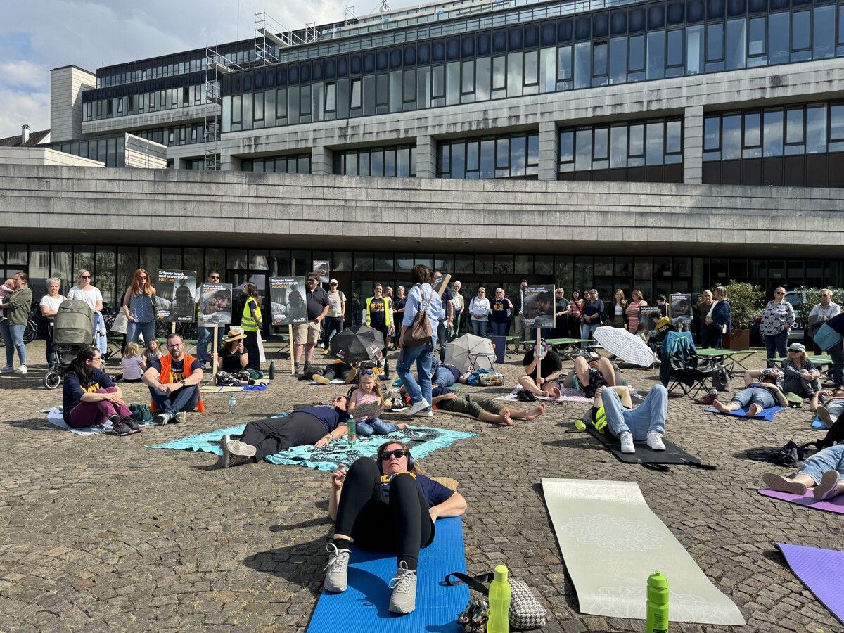Erst unlängst machten Betroffene und Angehörige ihrem Ärger vor dem Landhaus Luft.⇒vol.at/waanders