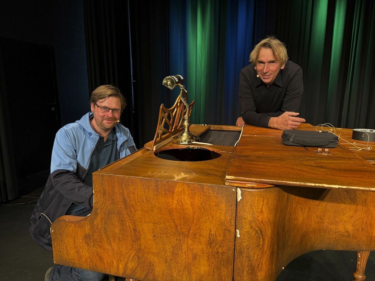 Sven Hussock und Arnd Schimkat sorgten mit „Must be Love“ für einen humorvollen Abend.⇒Franc