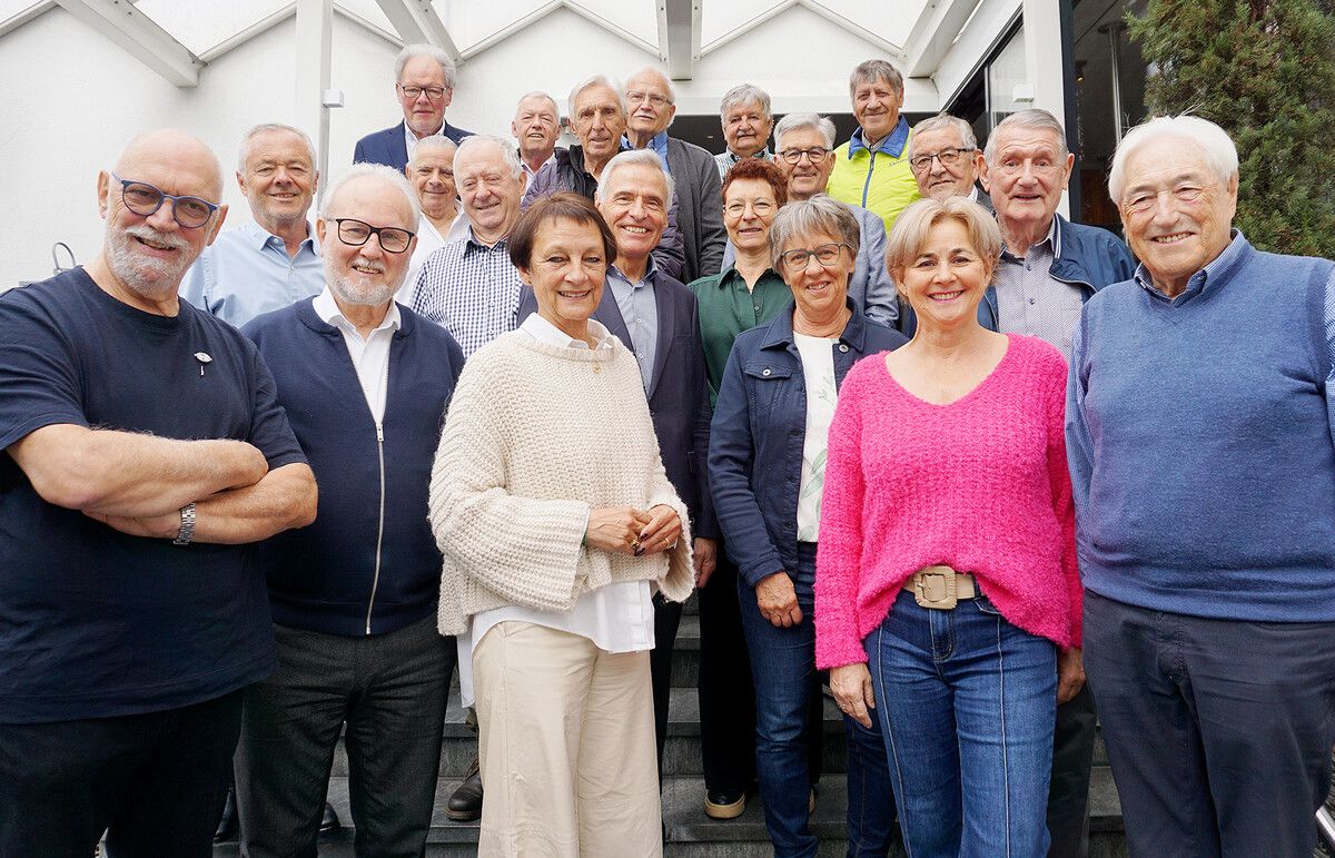 Verdiente und neue Funktionärinnen und Funktionäre wurden bei einer kleinen Feier von „Vorarlberg 50plus“ geehrt.⇒Vorarlberg 50plus