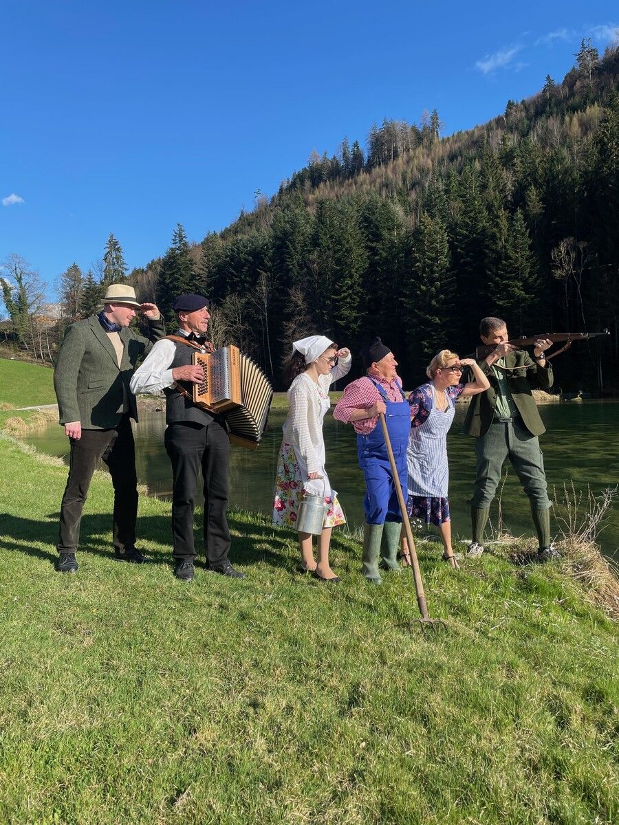Wer löst das Rätsel vom Fallersee?⇒mon