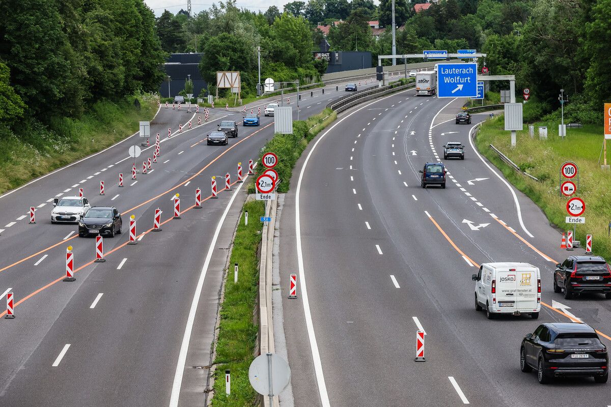 Auf der A14 im Streckenabschnitt Wolfurt–Lauterach benötigt die Sanierung von vier Brücken viel Zeit und Geld. ⇒VN/Steurer, Asfinag