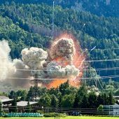 Großbrand in Tiroler Recycling-Anlage